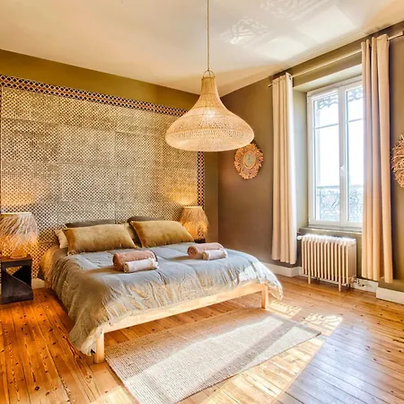 Cesune - Maison De Caractere Face Au - 13 Personnes Holiday home *